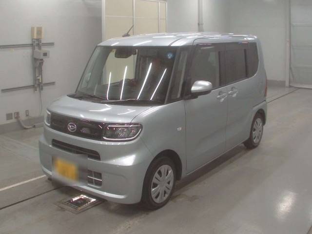 375 DAIHATSU TANTO LA650S 2022 г. (CAA Tokyo)