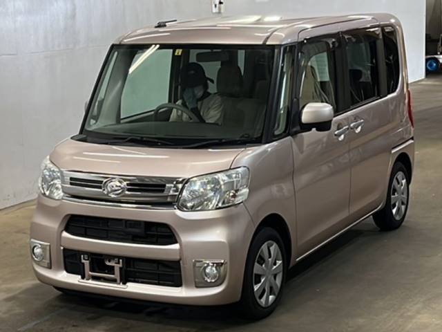 376 DAIHATSU TANTO LA600S 2014 г. (KCAA Fukuoka)