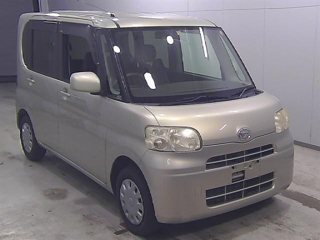 19050 DAIHATSU TANTO L375S 2010 г. (Honda Tokyo)