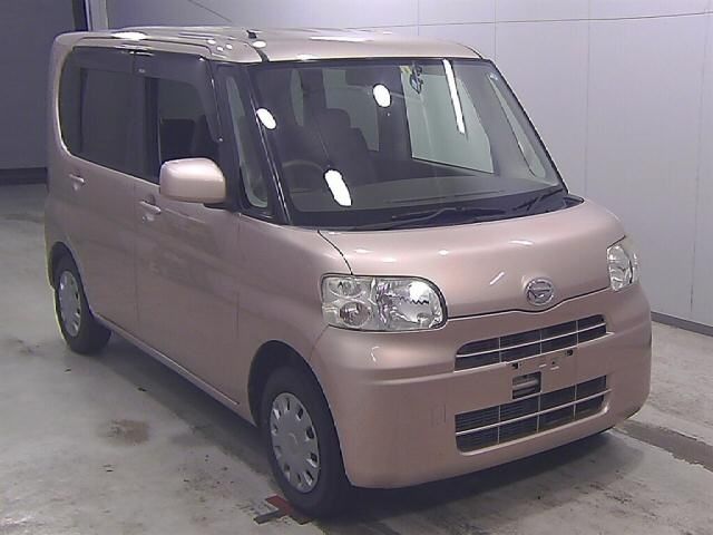 19129 DAIHATSU TANTO L375S 2010 г. (Honda Tokyo)