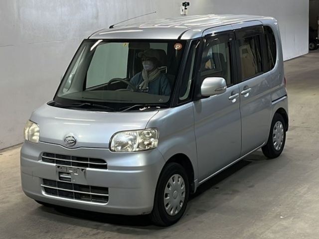 1147 DAIHATSU TANTO L375S 2010 г. (KCAA Fukuoka)