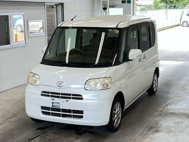 1137 DAIHATSU TANTO L375S 2010 г. (KCAA Minami Kyushu)