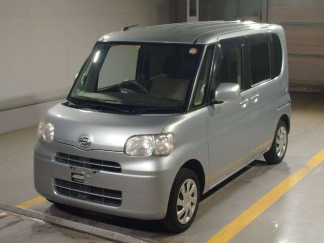 4135 DAIHATSU TANTO L375S 2012 г. (TAA Shikoku)