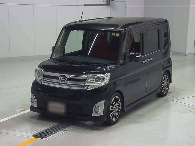 5 DAIHATSU TANTO LA600S 2014 г. (CAA Chubu)