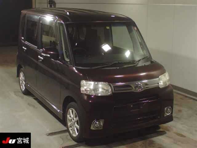 5121 DAIHATSU TANTO L385S 2013 г. (JU Miyagi)