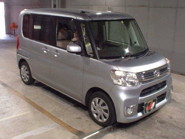 8125 DAIHATSU TANTO LA600S 2015 г. (JU Fukuoka)