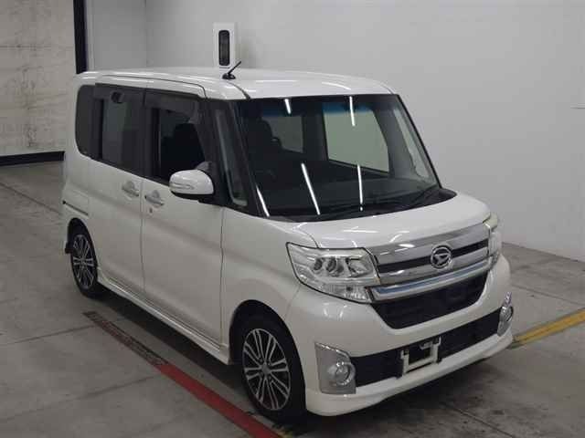 50663 DAIHATSU TANTO LA600S 2014 г. (MIRIVE Osaka)