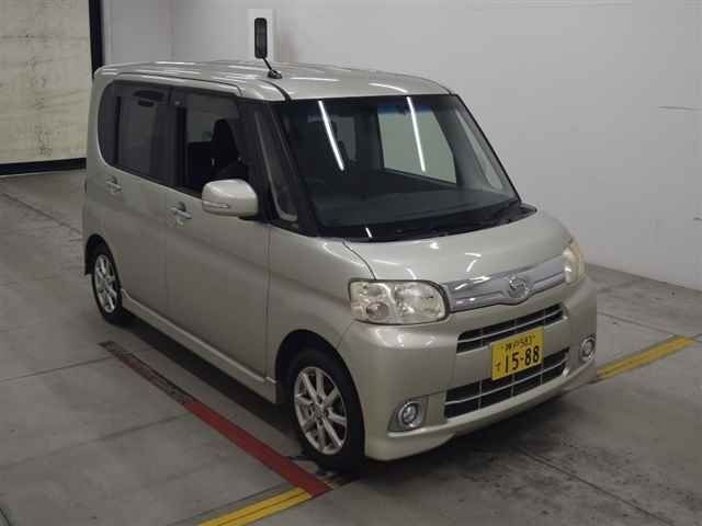 90451 DAIHATSU TANTO L385S 2012 г. (MIRIVE Osaka)