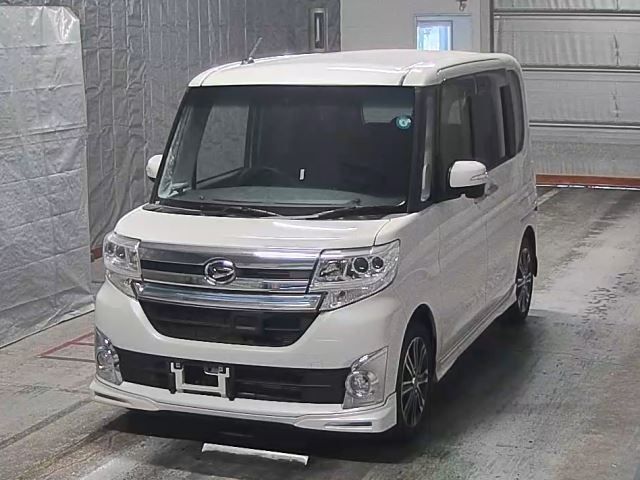 1541 DAIHATSU TANTO LA600S 2014 г. (HERO)