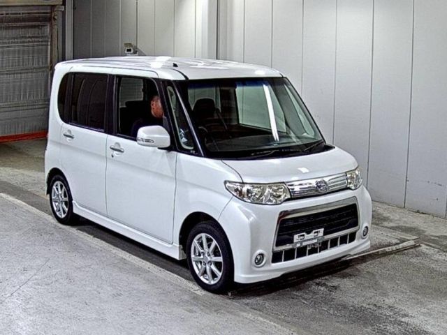 8065 DAIHATSU TANTO L375S 2010 г. (LAA Shikoku)