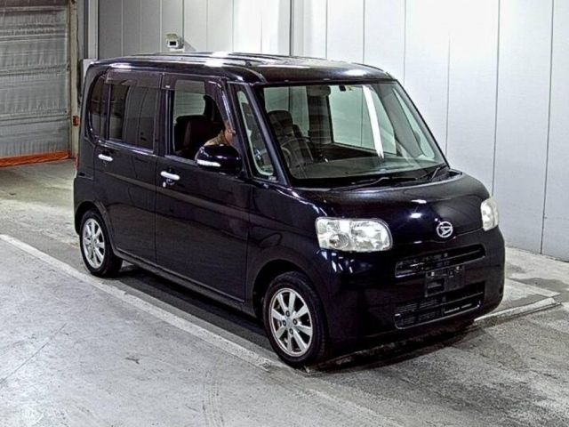 8071 DAIHATSU TANTO L375S 2010 г. (LAA Shikoku)