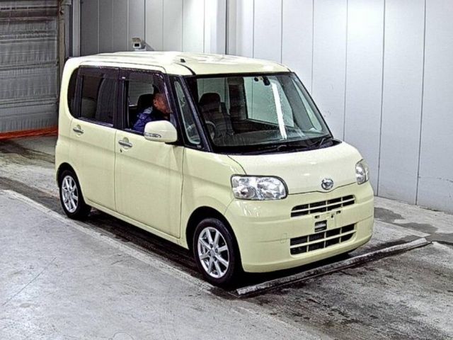 7016 DAIHATSU TANTO L375S 2010 г. (LAA Shikoku)