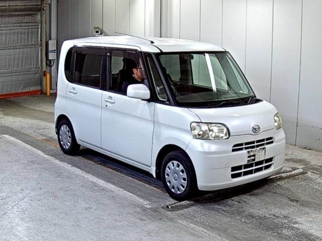 8357 DAIHATSU TANTO L375S 2010 г. (LAA Shikoku)