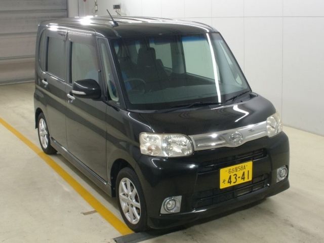 3067 DAIHATSU TANTO L375S 2013 г. (NAA Nagoya)