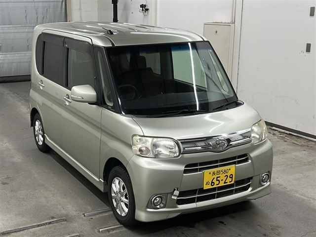 90216 DAIHATSU TANTO L385S 2013 г. (MIRIVE Saitama)