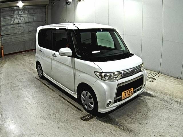 9236 DAIHATSU TANTO L375S 2011 г. (LAA Okayama)