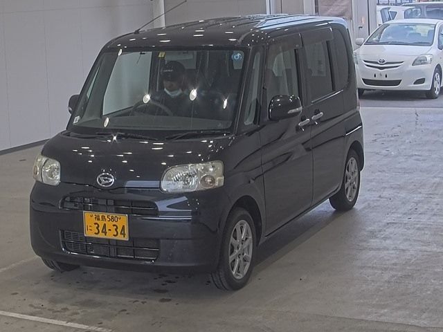 20054 DAIHATSU TANTO L385S 2011 г. (ARAI Oyama VT)