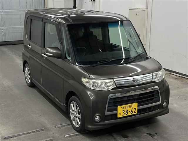 65724 DAIHATSU TANTO L375S 2010 г. (MIRIVE Saitama)