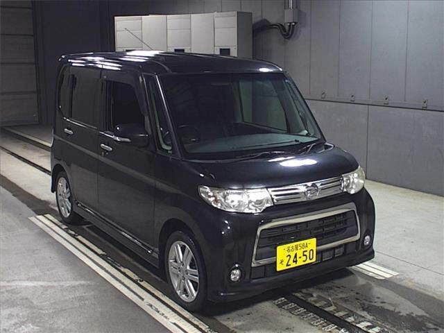 60398 DAIHATSU TANTO L385S 2011 г. (JU Gifu)