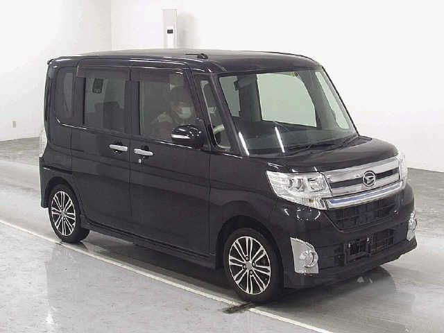 4191 DAIHATSU TANTO LA600S 2015 г. (JU Hiroshima)