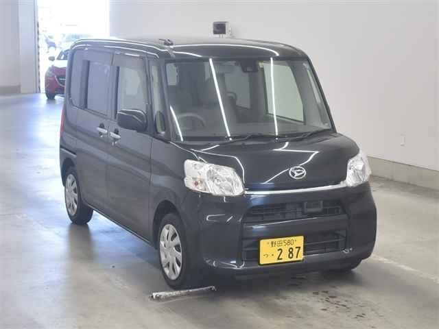 352 DAIHATSU TANTO LA600S 2015 г. (MIRIVE Aichi)