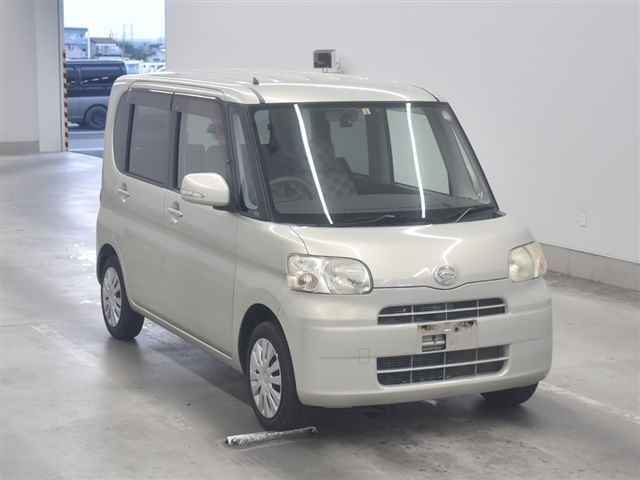 301 DAIHATSU TANTO L375S 2010 г. (MIRIVE Aichi)