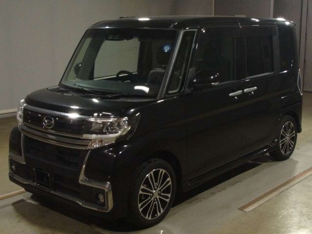 3067 DAIHATSU TANTO LA600S 2018 г. (TAA Hyogo)