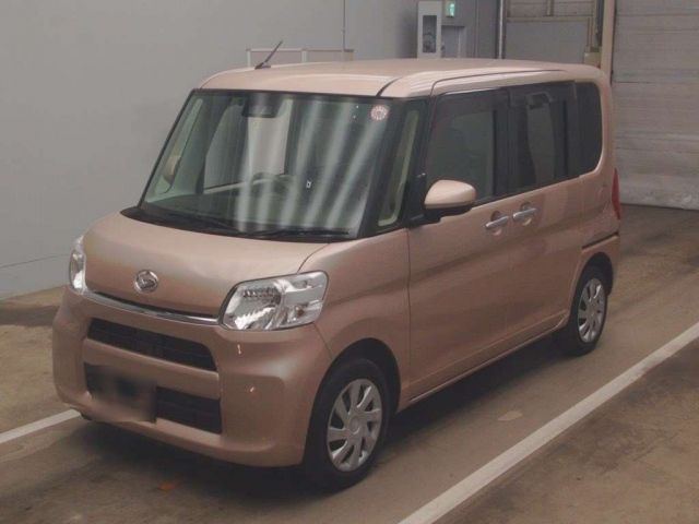 3132 DAIHATSU TANTO LA600S 2019 г. (TAA Kantou)