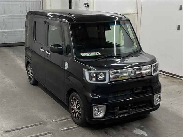 202 DAIHATSU WAKE LA700S 2017 г. (MIRIVE Saitama)