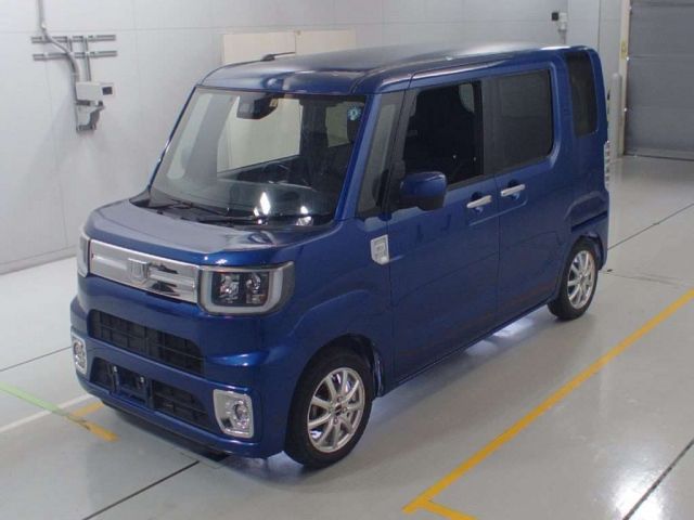 35191 DAIHATSU WAKE LA700S 2018 г. (CAA Chubu)