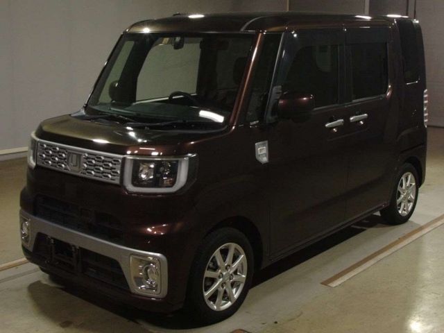 3171 DAIHATSU WAKE LA700S 2014 г. (TAA Hyogo)