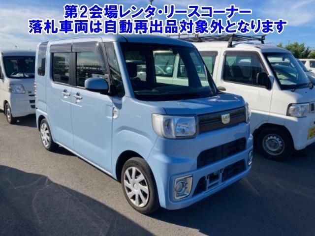 60142 DAIHATSU WAKE LA700S 2016 г. (ARAI Bayside)