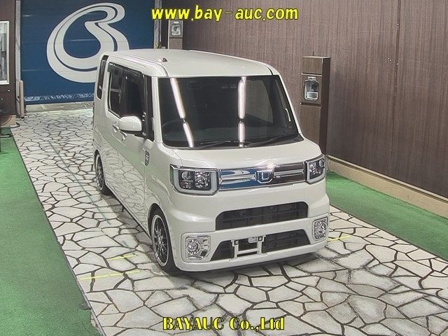 30112 DAIHATSU WAKE LA700S 2019 г. (BAYAUC)