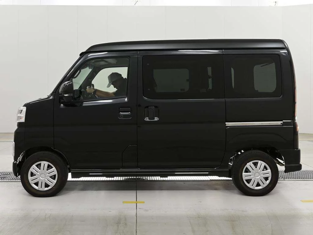 Daihatsu Atrai S700V 2024