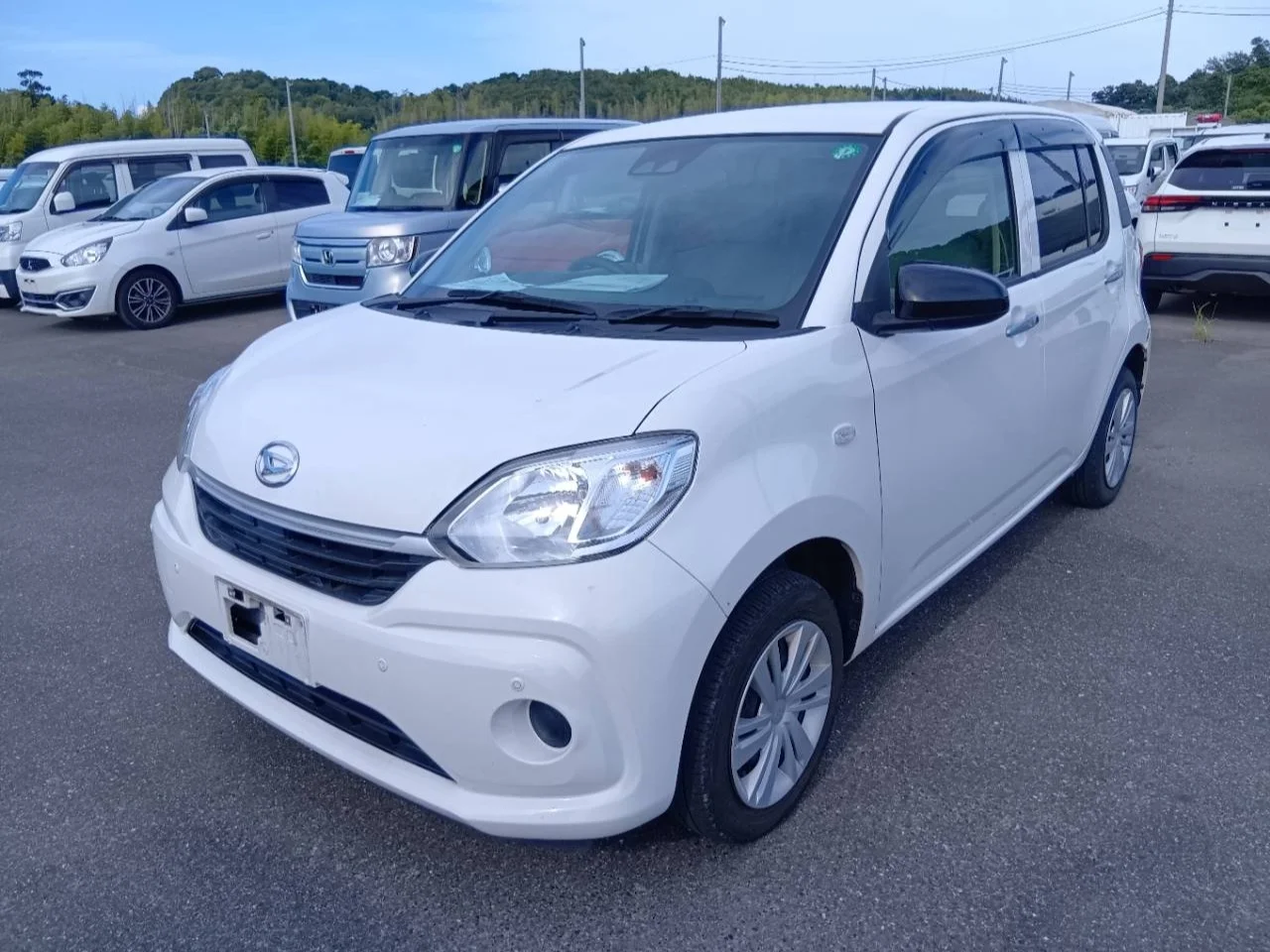 Daihatsu Boon M700S 2021