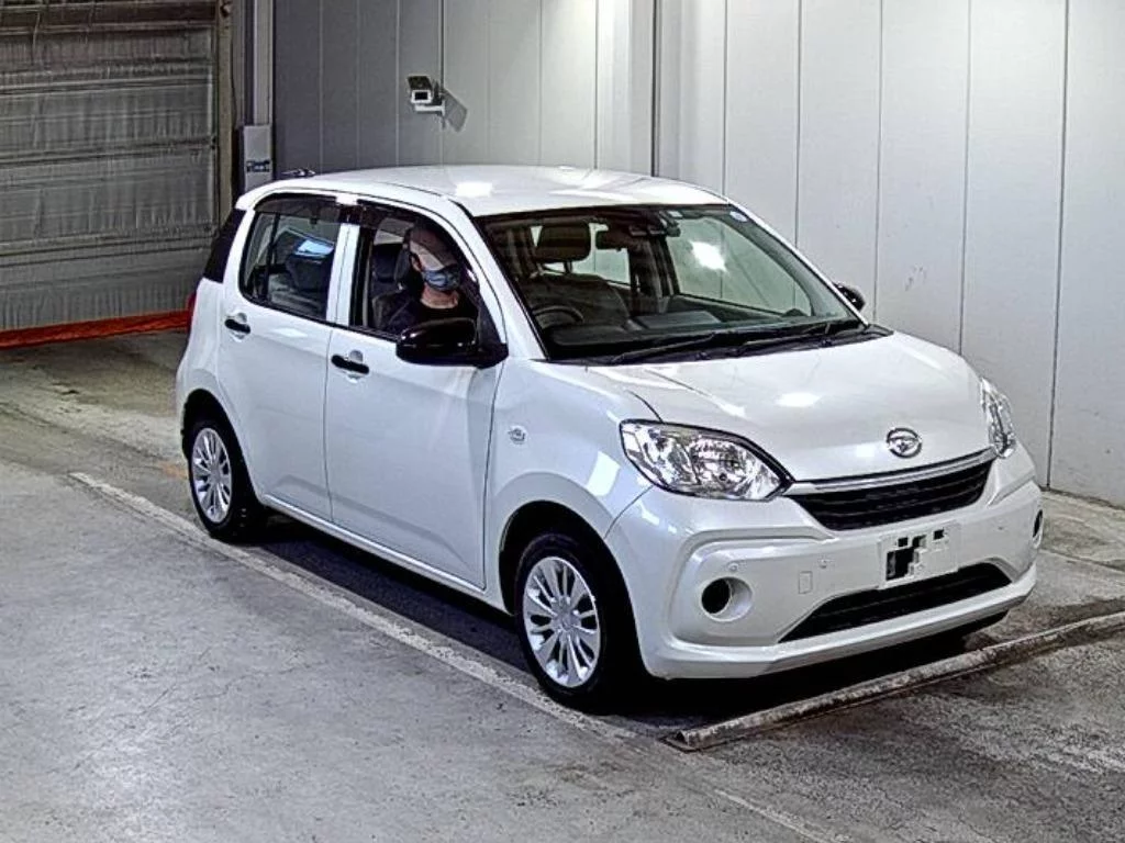 Daihatsu Boon M700S 2021