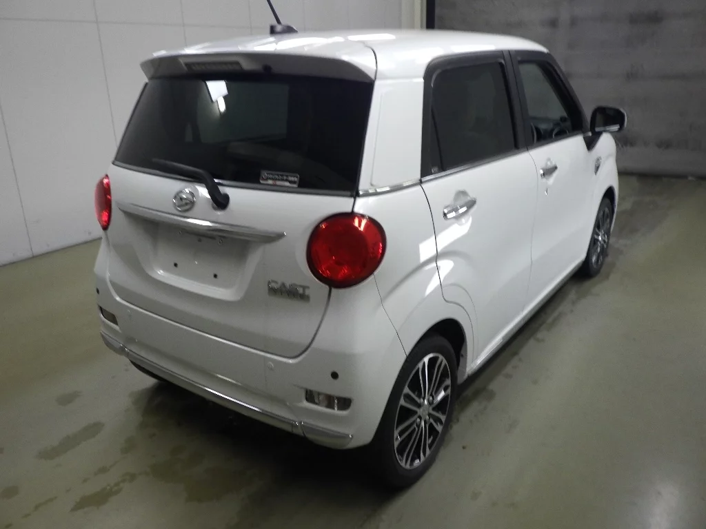 Daihatsu Cast LA250S 2021