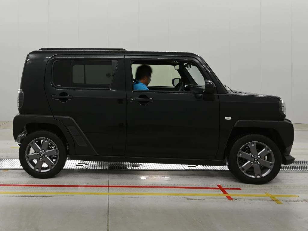 Daihatsu Taft LA900S 2026