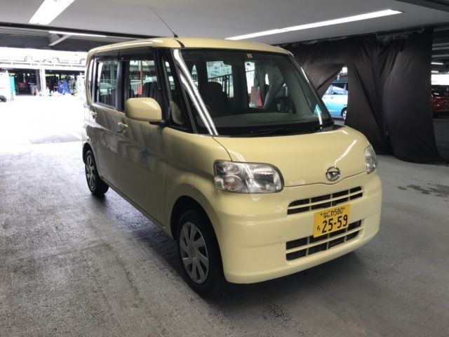 1009 Daihatsu Tanto L375S 2011 г. (NISSAN Osaka)