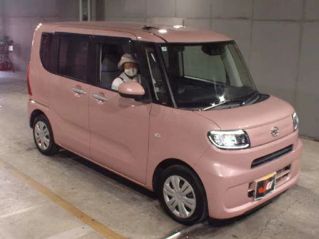 Daihatsu Tanto LA650S 2021