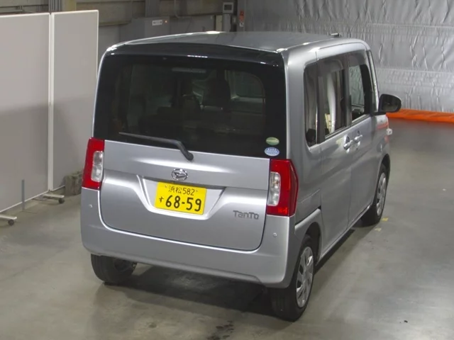 Daihatsu Tanto LA600S 2018