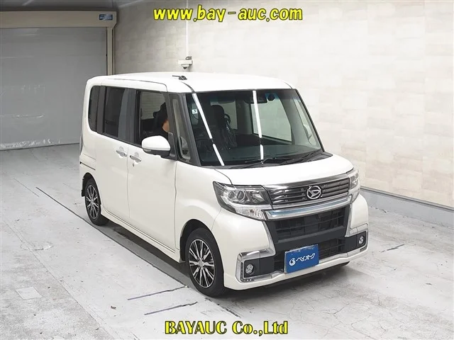 Daihatsu Tanto LA600S 2019