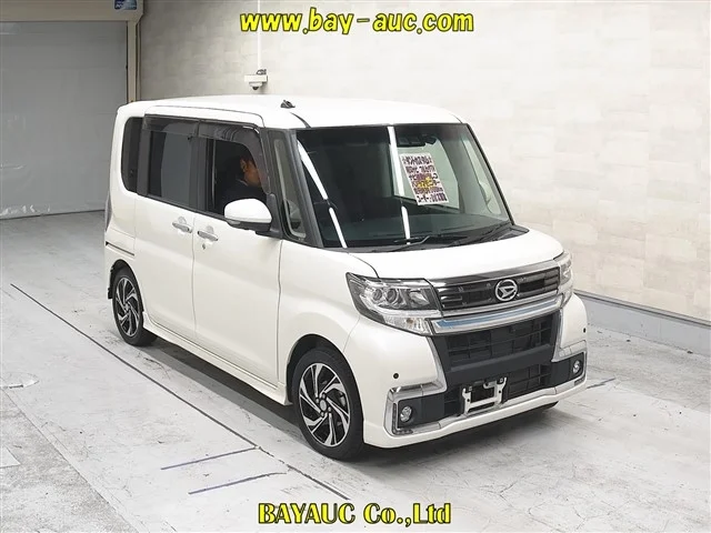 Daihatsu Tanto LA600S 2019