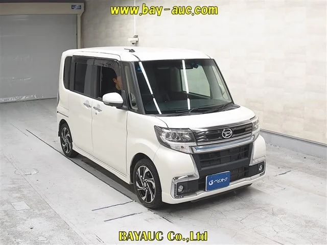 Daihatsu Tanto LA600S 2019