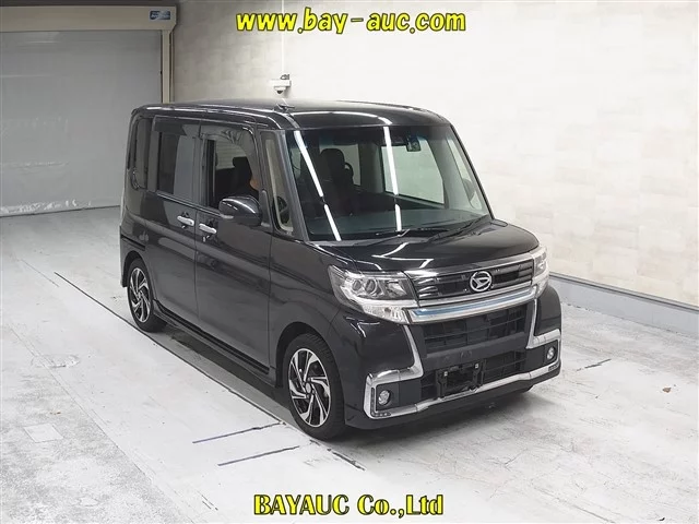 Daihatsu Tanto LA600S 2019