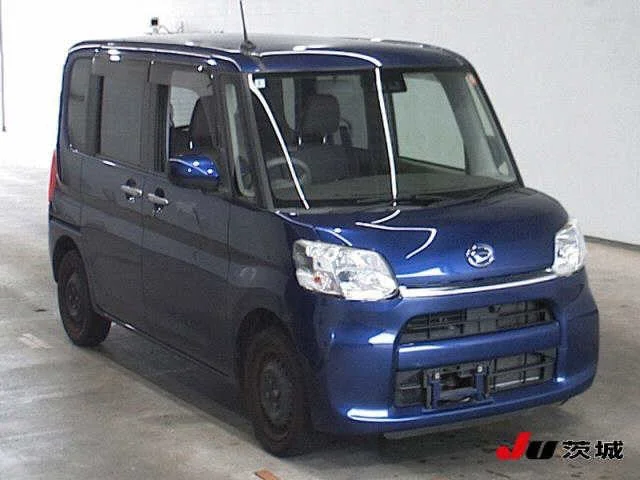 Daihatsu Tanto LA600S 2018