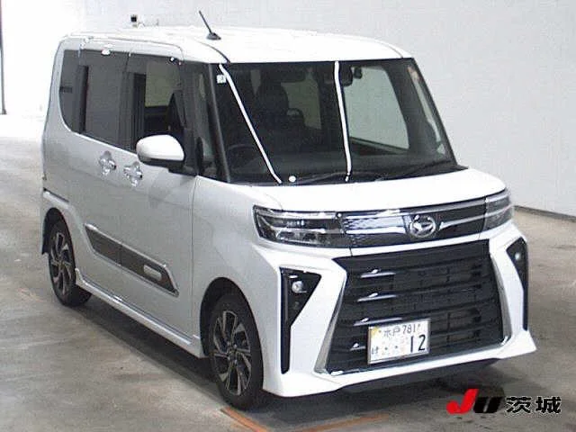 Daihatsu Tanto LA650S 2025