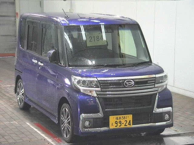 Daihatsu Tanto LA600S 2018