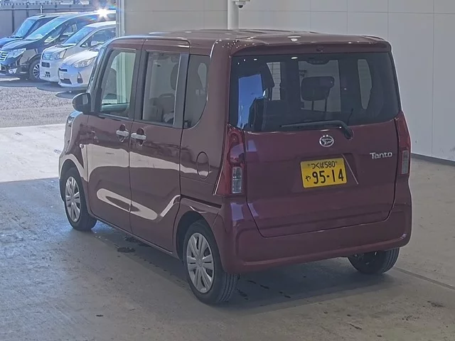 Daihatsu Tanto LA650S 2021