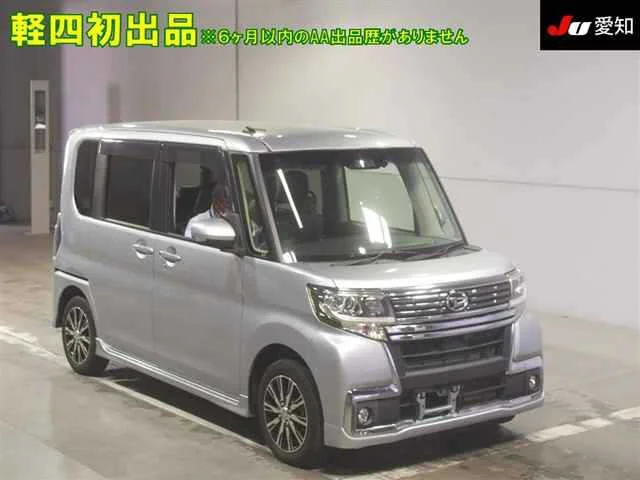 Daihatsu Tanto LA600S 2018